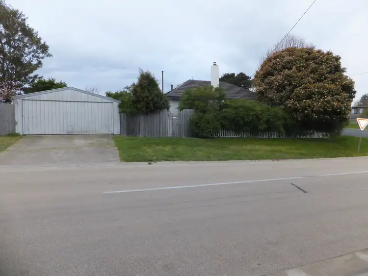 Third view of Homely house listing, 99 Princes Highway, Bairnsdale VIC 3875