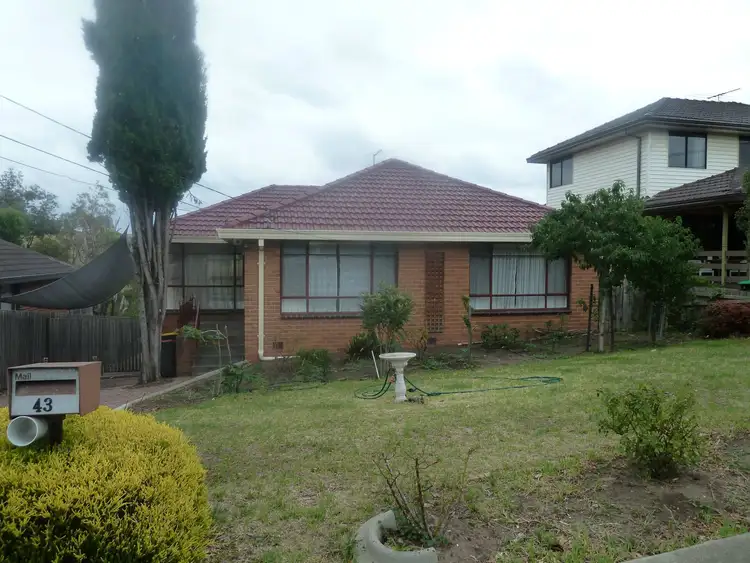 43 Brentwood