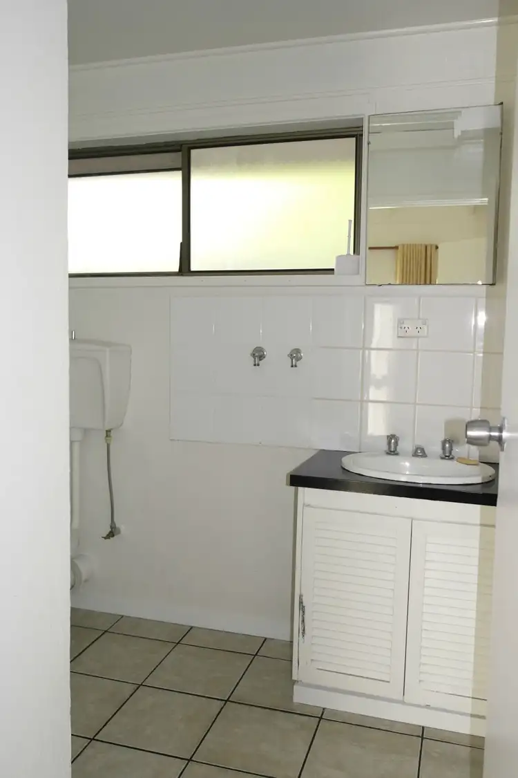 Seventh view of Homely unit listing, 30 Wigg Close, Traralgon VIC 3844