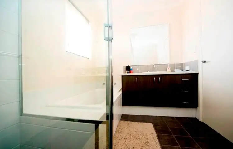 Sixth view of Homely unit listing, 9 La Trobe Street, Eaton WA 6232