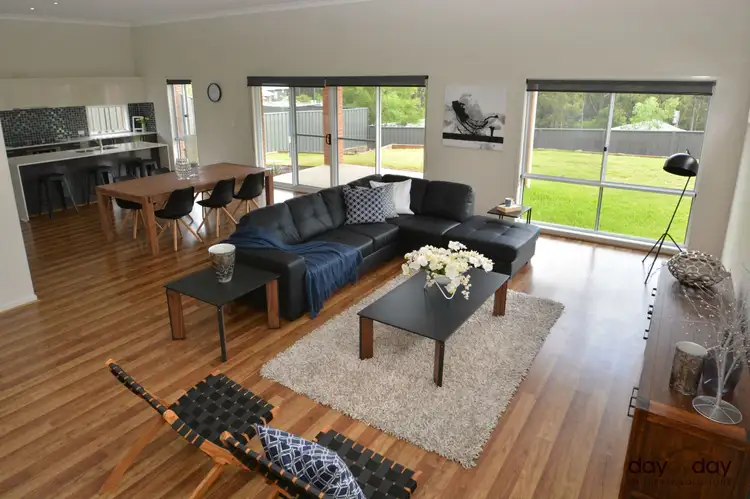 48 Discovery Drive, Fletcher NSW 2287