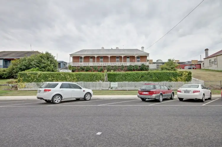6 Park St, Bairnsdale VIC 3875