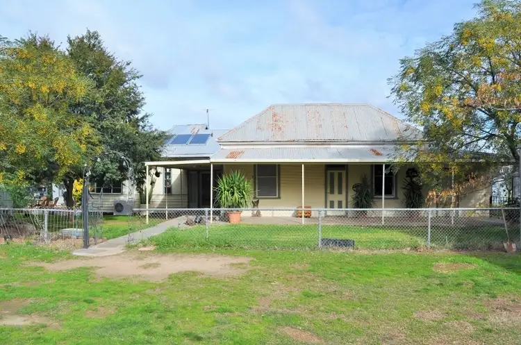 320 Brittas Reserve Road, Walbundrie NSW 2642