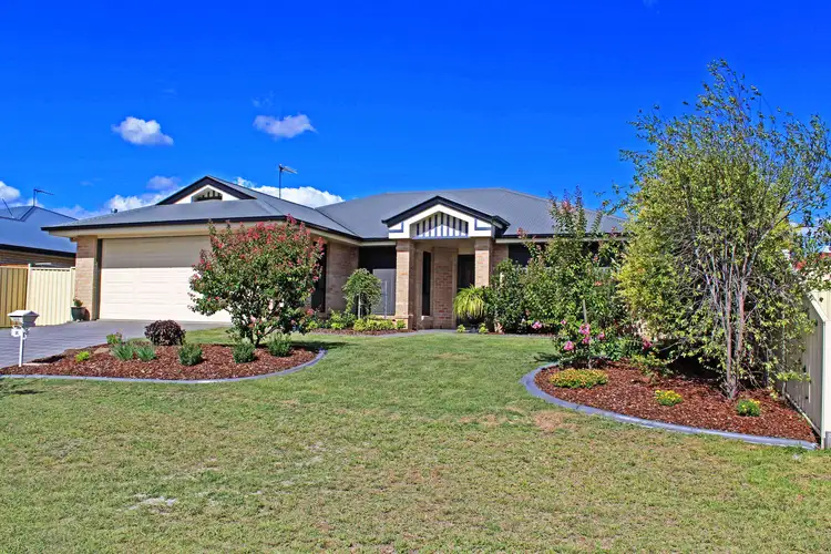 25 Iceberg Ct, Warwick QLD 4370