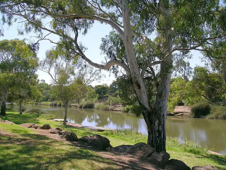 Sixth view of Homely house listing, 3 Karen Court, Avondale Heights VIC 3034
