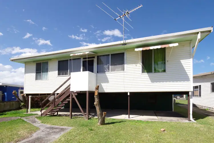 9 Carraboi Street, Wooli NSW 2462