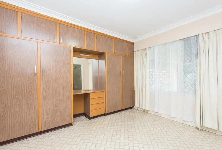 Fifth view of Homely unit listing, 130a Minninup Road, South Bunbury WA 6230
