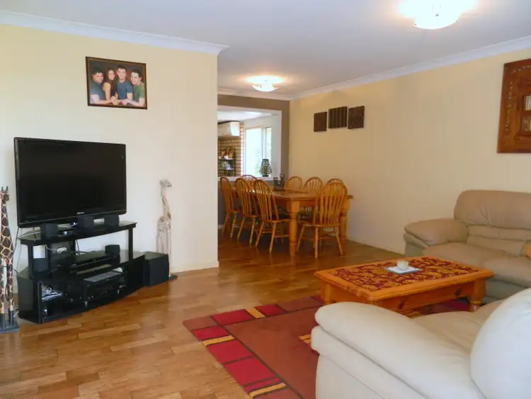 Fourth view of Homely house listing, 2 Natasha Court, Deception Bay QLD 4508