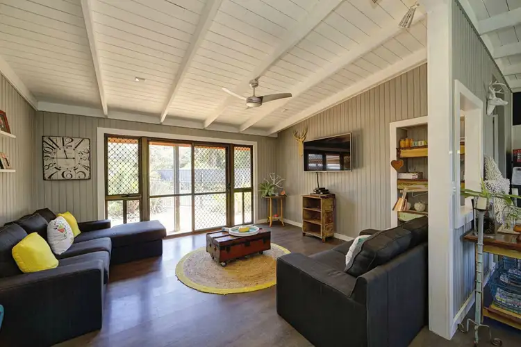 Sixth view of Homely house listing, 2 Bryde Place, Thabeban QLD 4670