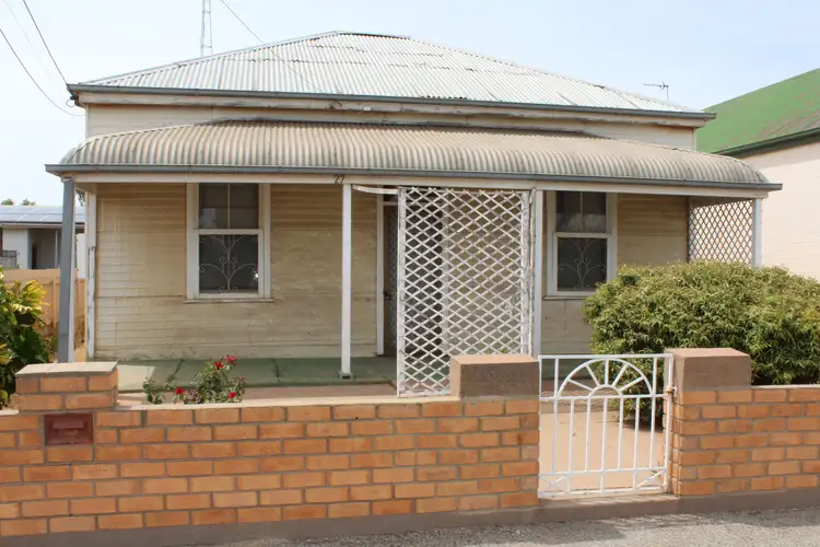 27 Parks Street, Port Pirie SA 5540