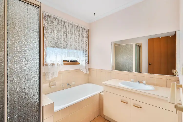 Seventh view of Homely unit listing, 5/92 Hamilton Street, Gisborne VIC 3437