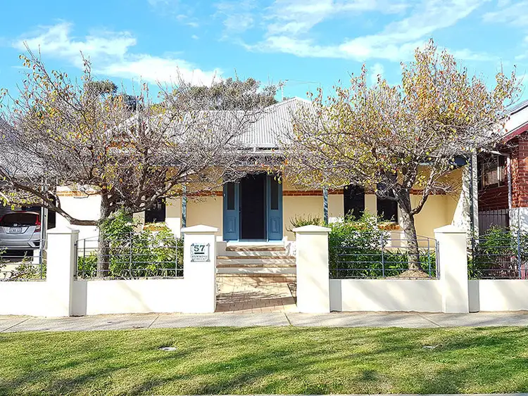 57 Richmond Circus St, East Fremantle WA 6158