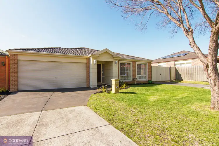 Second view of Homely house listing, 4 Delatite Way, Skye VIC 3977