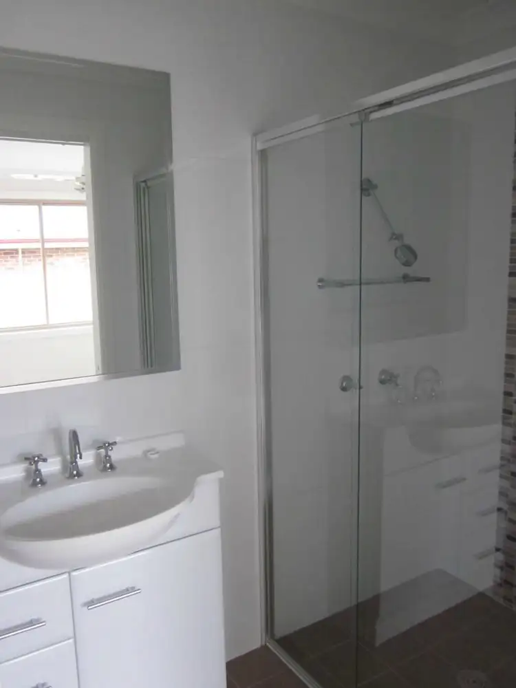 Fifth view of Homely unit listing, 2/51 Hill Street, Scone NSW 2337