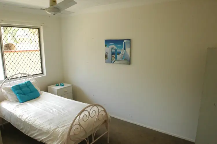 Sixth view of Homely unit listing, 2/5 Angie Court, Mermaid Waters QLD 4218