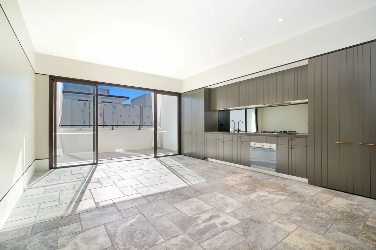 Main view of Homely unit listing, 125/18 Danks Street, Waterloo NSW 2017