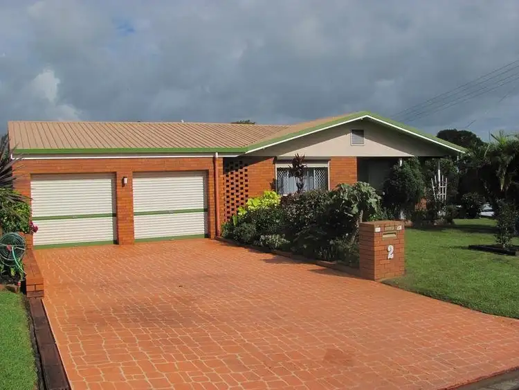 2 Canmaroo Avenue, Nambour QLD 4560