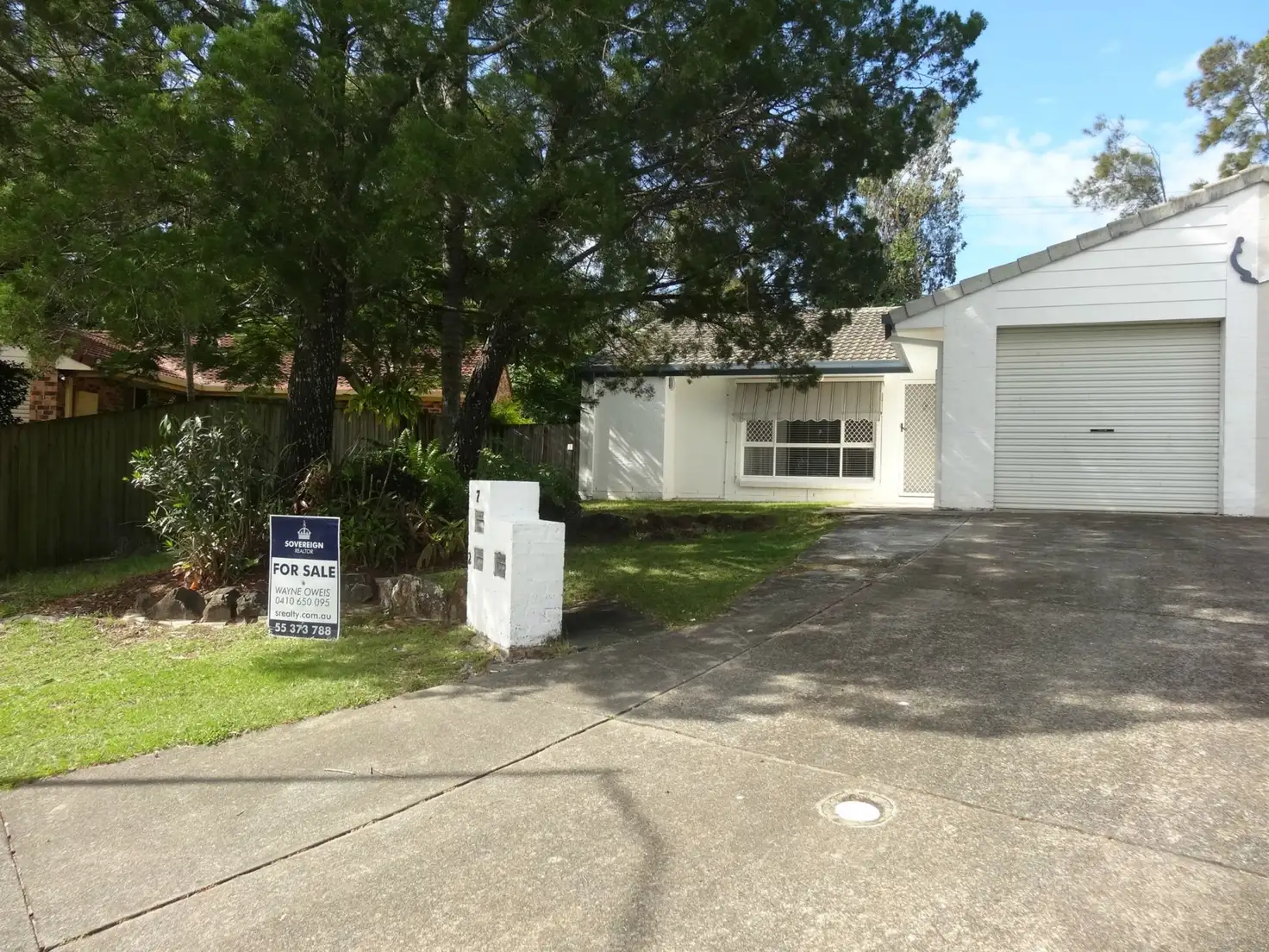 Main view of Homely semi-detached listing, 2/7 Waterbird Court, Coombabah QLD 4216