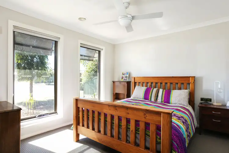 Sixth view of Homely house listing, 8 Deharl Court, Ascot VIC 3551