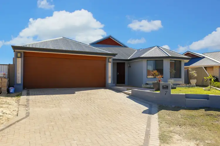 7 Clitheroe Way, Butler WA 6036