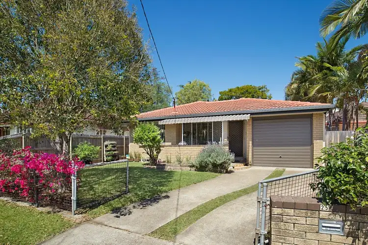 25 Sandon St, Graceville QLD 4075
