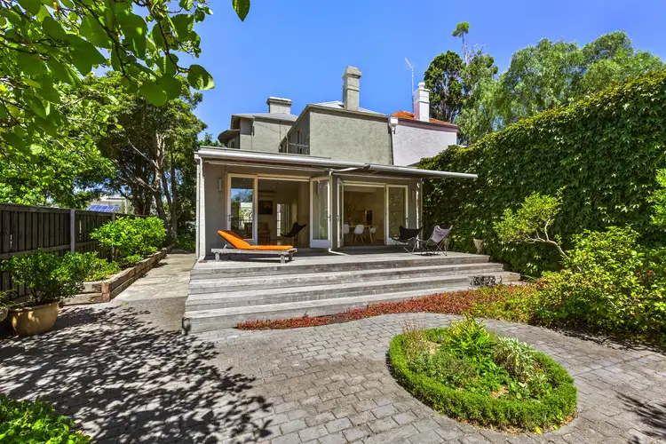 53 Bay St, Brighton VIC 3186