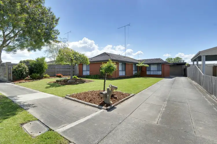 Second view of Homely house listing, 2 Kevin Court, Traralgon VIC 3844