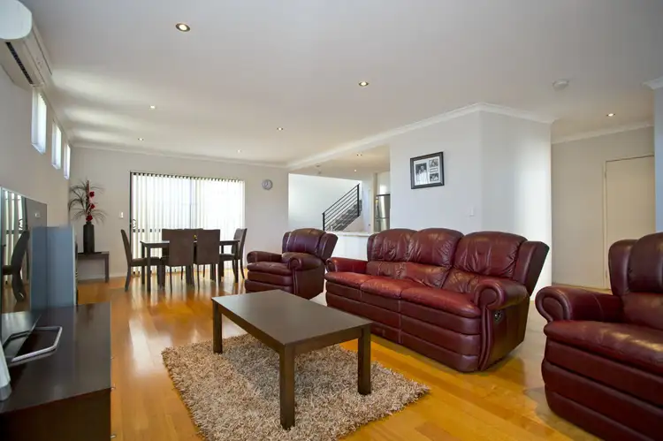 Seventh view of Homely house listing, 2/52 Spinnaker Heights, Yangebup WA 6164