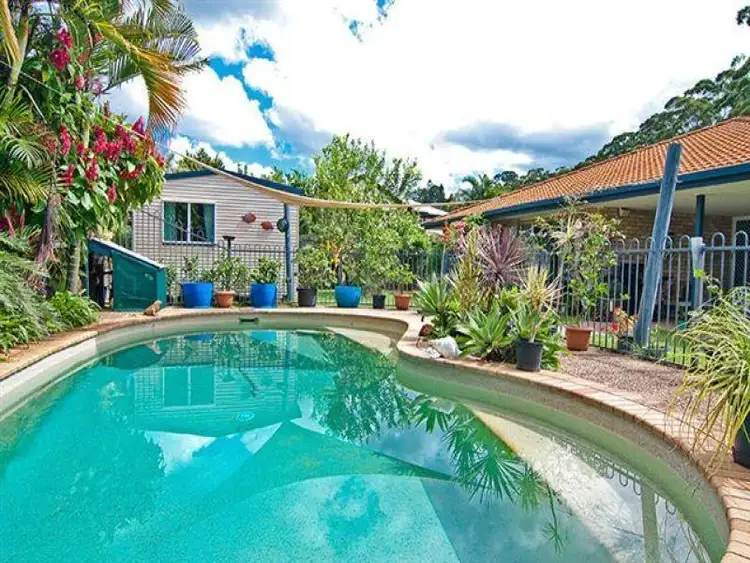 33 Gardenvale Drive, Nambour QLD 4560