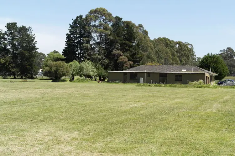 Second view of Homely rural property listing, 40 Northern Avenue, Traralgon VIC 3844