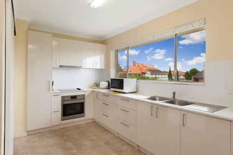 Second view of Homely unit listing, 5/103 Windermere Rd, Hamilton QLD 4007