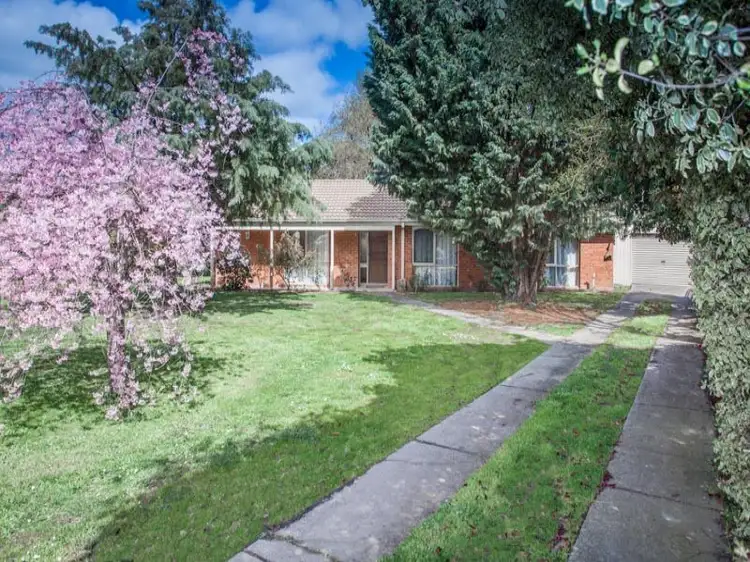 19 Station Road, Gisborne VIC 3437
