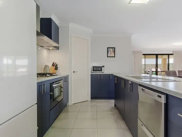 Second view of Homely house listing, 18 Mountain Cove, Baldivis WA 6171