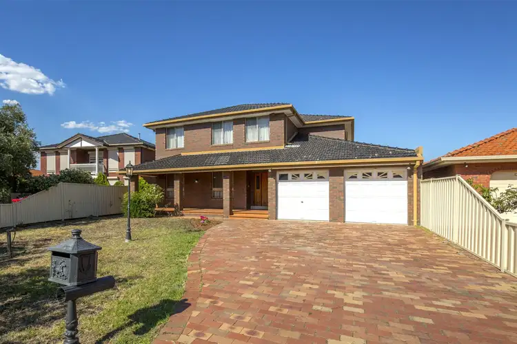 4 Camille Court, Avondale Heights VIC 3034