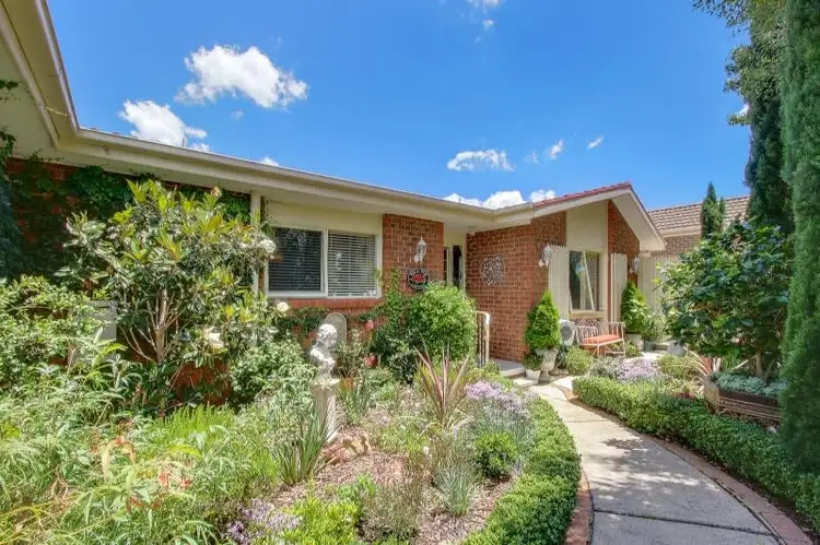 39 Castleton Cres, Gowrie ACT 2904