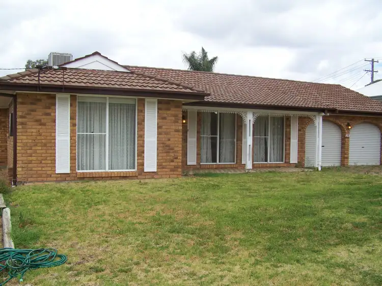 25 Munro Street, Quirindi NSW 2343
