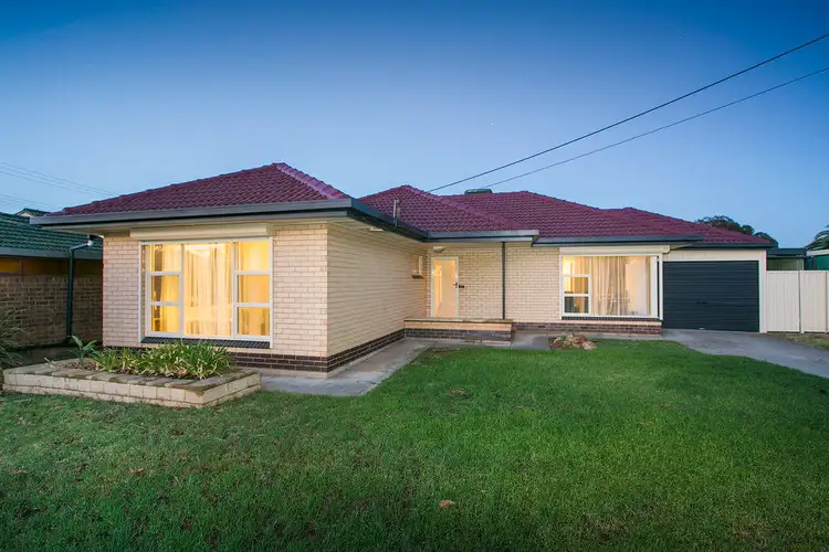 27 Curbur Avenue, Pooraka SA 5095