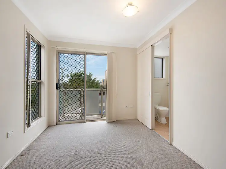 Fifth view of Homely unit listing, Unit 7/4 Irene Street, Redcliffe QLD 4020