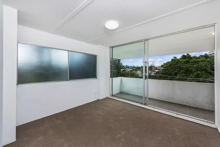 Fourth view of Homely unit listing, 4/70 Sylvan Rd, Toowong QLD 4066
