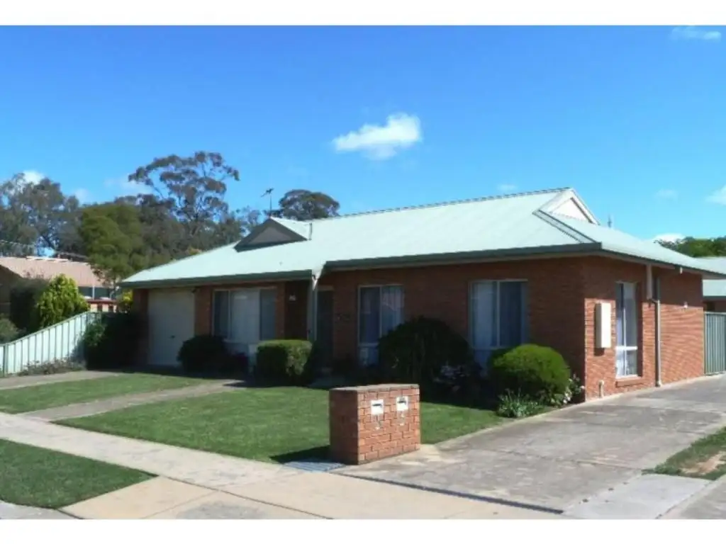 Main view of Homely unit listing, Unit 1/148 Waller Street, Benalla VIC 3672