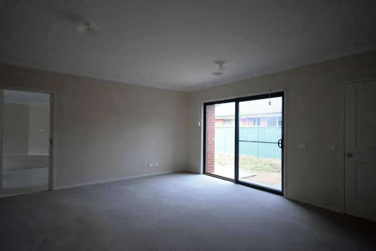 Seventh view of Homely house listing, 3 Lansdowne Court, Mooroopna VIC 3629