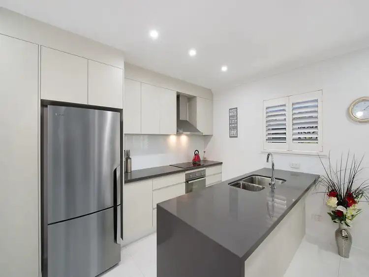 Second view of Homely unit listing, 6/15 Landsborough Ave, Scarborough QLD 4020