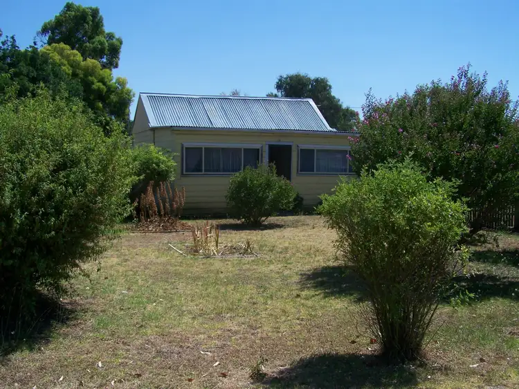 17 Ogle Avenue, Quirindi NSW 2343
