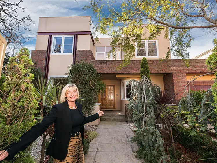 11 Elwood Street, Brighton VIC 3186