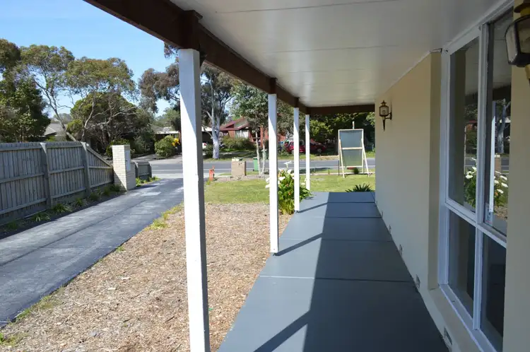 Fourth view of Homely house listing, 1/82 Endeavour Drive, Cranbourne North VIC 3977