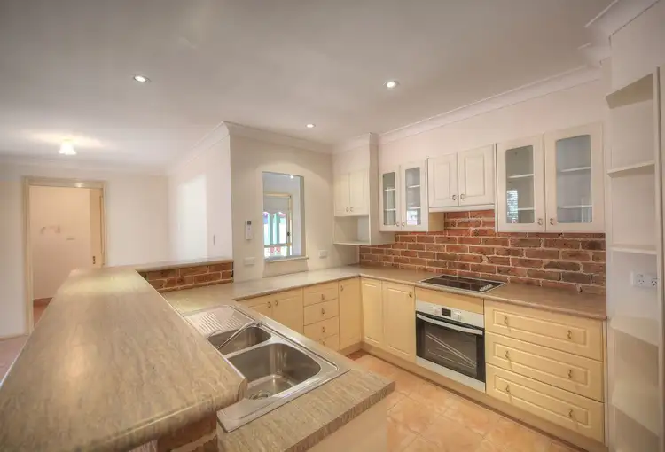 Fifth view of Homely house listing, 5 Robyn Pl, Tahmoor NSW 2573