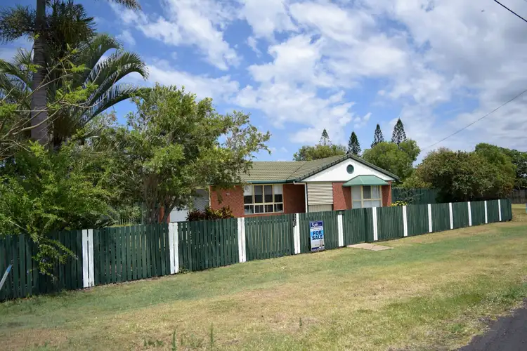 121 Shelley Street, Burnett Heads QLD 4670