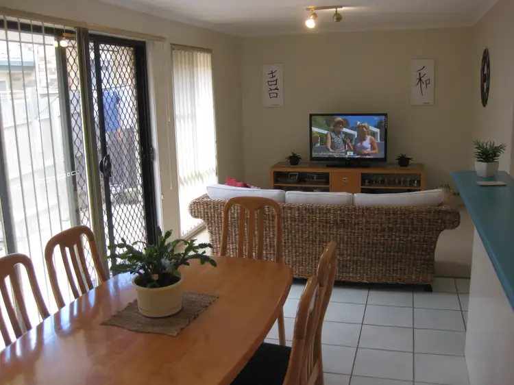 Fourth view of Homely unit listing, 3/40 Short St, Stanthorpe QLD 4380