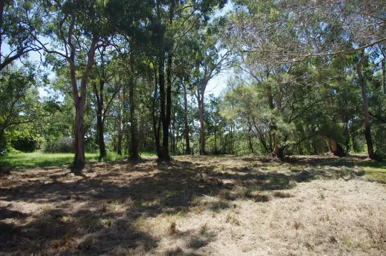 22 The Esplanade St, Karragarra Island QLD 4184