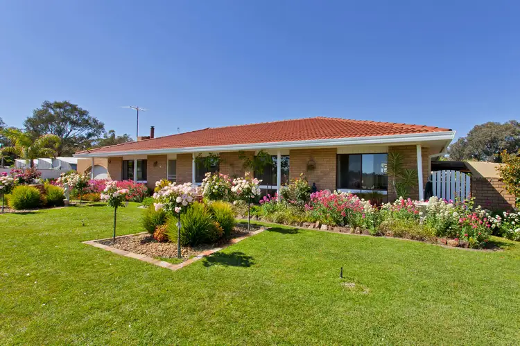 5 Station Street, Gerogery NSW 2642